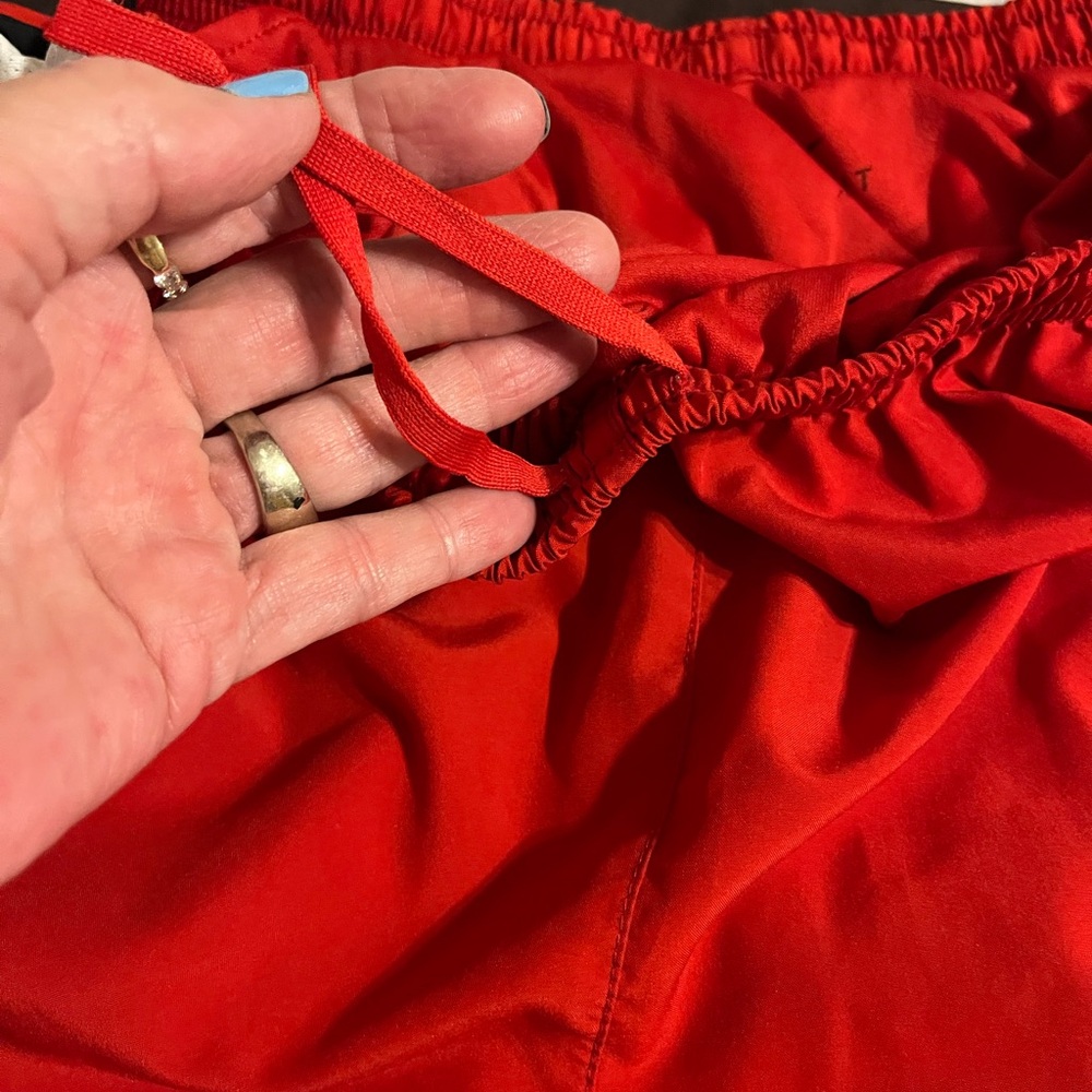 (4) Euc Nike Bundle Size Medium - image 6